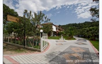 MAGDA HOUSE Lagomandra Beach, частни квартири в града Neos Marmaras, Гърция